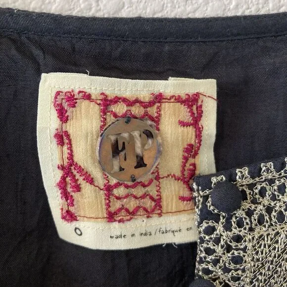 Free People Dress Women's Size 0 Black Gold Shift Sequined Fairy Whimsigoth - Picture 2 of 16